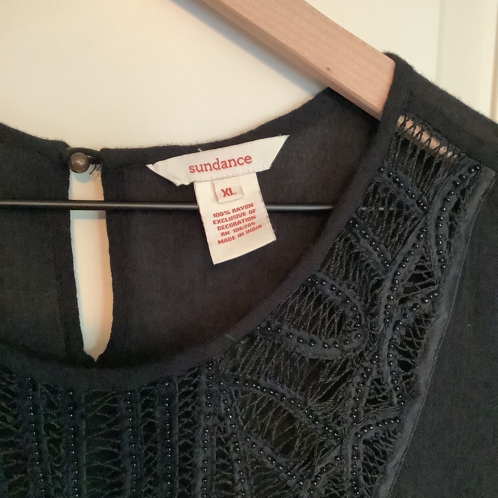 Sundance Crochet Yoke Black Sleeveless Top XLarge - Picture 3 of 3